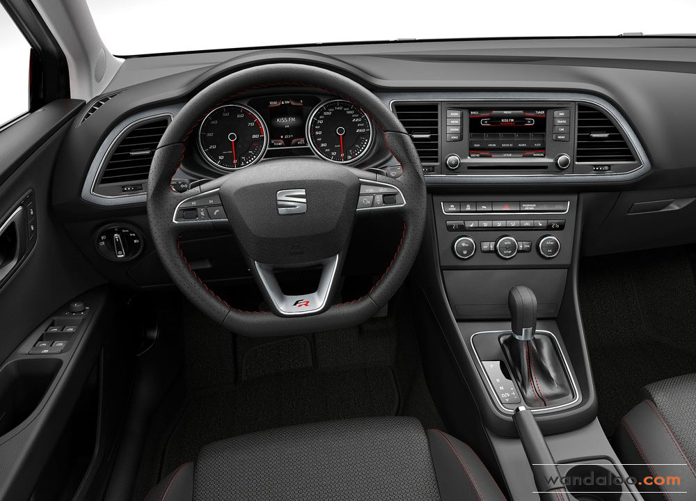 https://www.wandaloo.com/files/Voiture-Neuve/seat/Seat-Leon-2013Neuve-Maroc-08.jpg