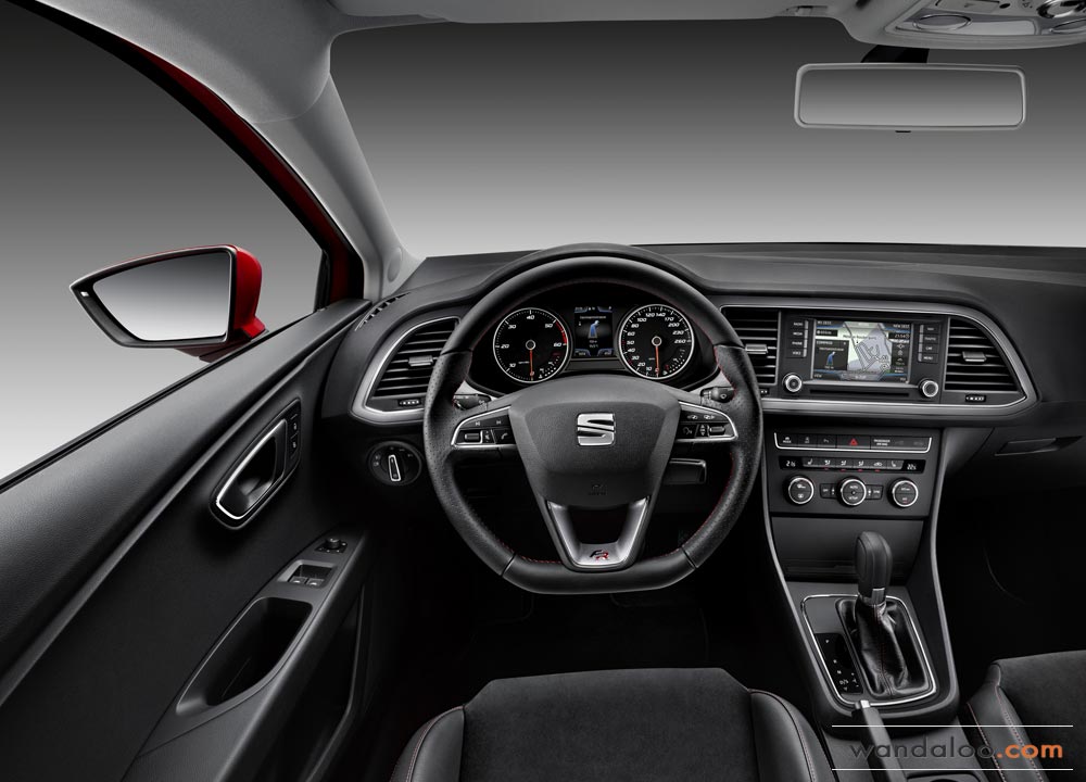 https://www.wandaloo.com/files/Voiture-Neuve/seat/Seat-Leon-2013Neuve-Maroc-13.jpg