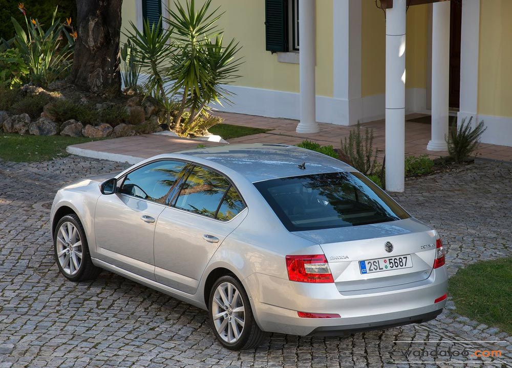 https://www.wandaloo.com/files/Voiture-Neuve/skoda/Skoda-Octavia-2013-Neuve-Maroc-12.jpg