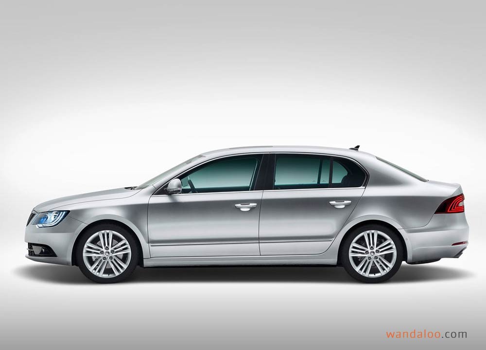 https://www.wandaloo.com/files/Voiture-Neuve/skoda/Skoda-Superb-2014-neuve-Maroc-03.jpg