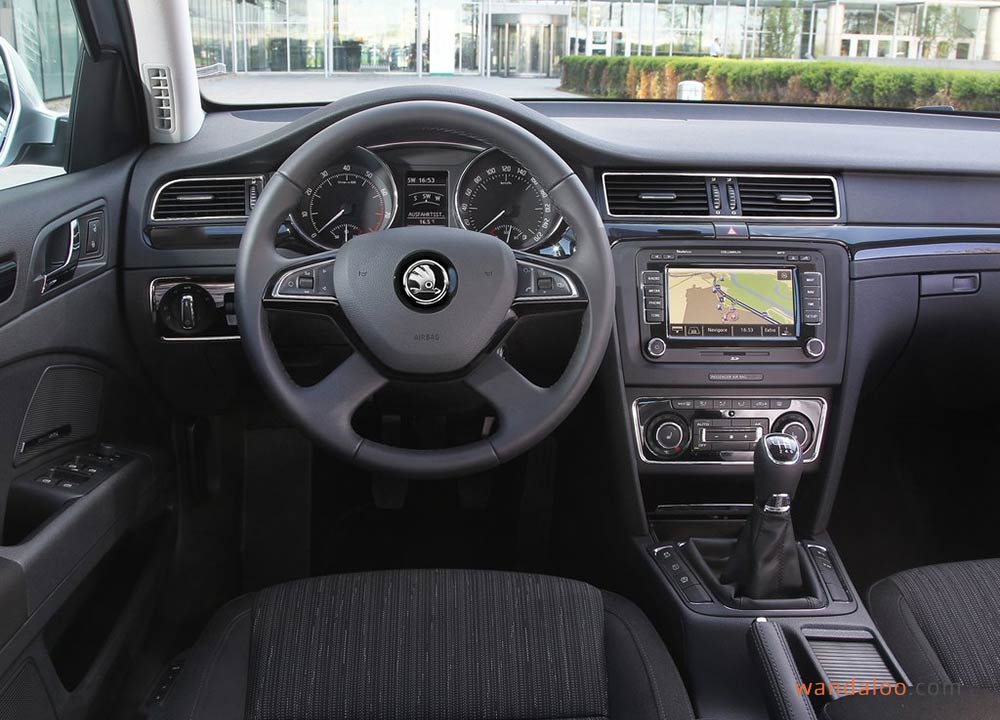https://www.wandaloo.com/files/Voiture-Neuve/skoda/Skoda-Superb-2014-neuve-Maroc-08.jpg