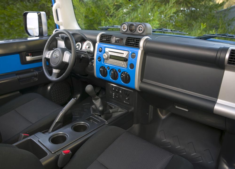 https://www.wandaloo.com/files/Voiture-Neuve/toyota/FJ-Cruiser-09.jpg