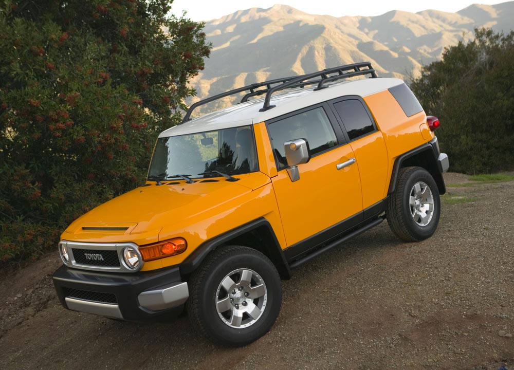 https://www.wandaloo.com/files/Voiture-Neuve/toyota/FJ-Cruiser-13.jpg