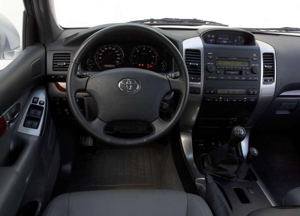 https://www.wandaloo.com/files/Voiture-Neuve/toyota/Land-Cruiser-Prado-05.jpg