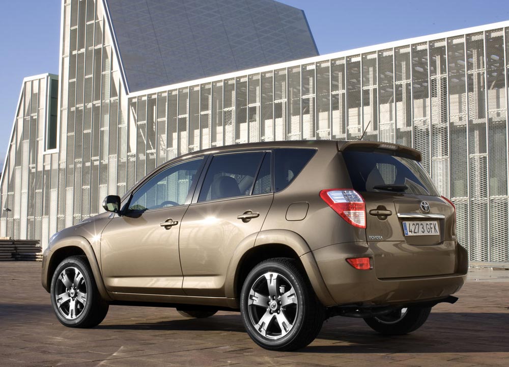 https://www.wandaloo.com/files/Voiture-Neuve/toyota/RAV-4-02.jpg