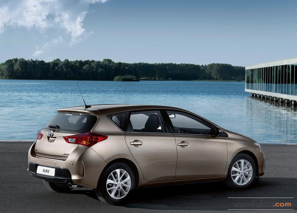 https://www.wandaloo.com/files/Voiture-Neuve/toyota/Toyota-Auris-2013-Neuve-Maroc-02.jpg