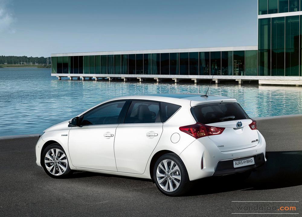 https://www.wandaloo.com/files/Voiture-Neuve/toyota/Toyota-Auris-2013-Neuve-Maroc-06.jpg