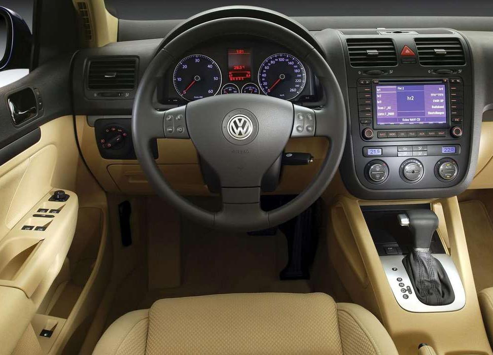 https://www.wandaloo.com/files/Voiture-Neuve/volkswagen/Golf-21.jpg