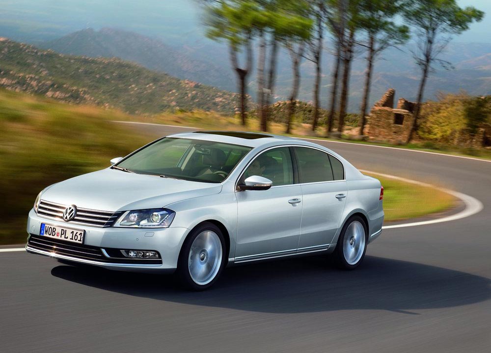 https://www.wandaloo.com/files/Voiture-Neuve/volkswagen/Passat-35.jpg