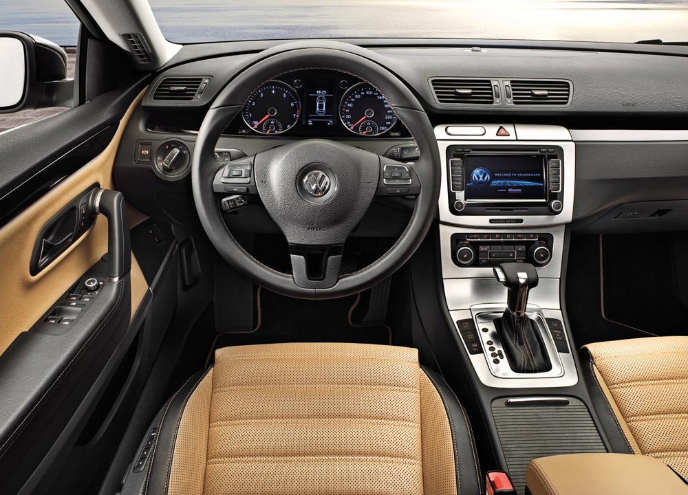 https://www.wandaloo.com/files/Voiture-Neuve/volkswagen/Passat-CC-12.jpg