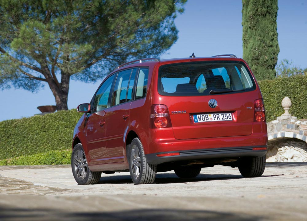 https://www.wandaloo.com/files/Voiture-Neuve/volkswagen/Touran-05.jpg
