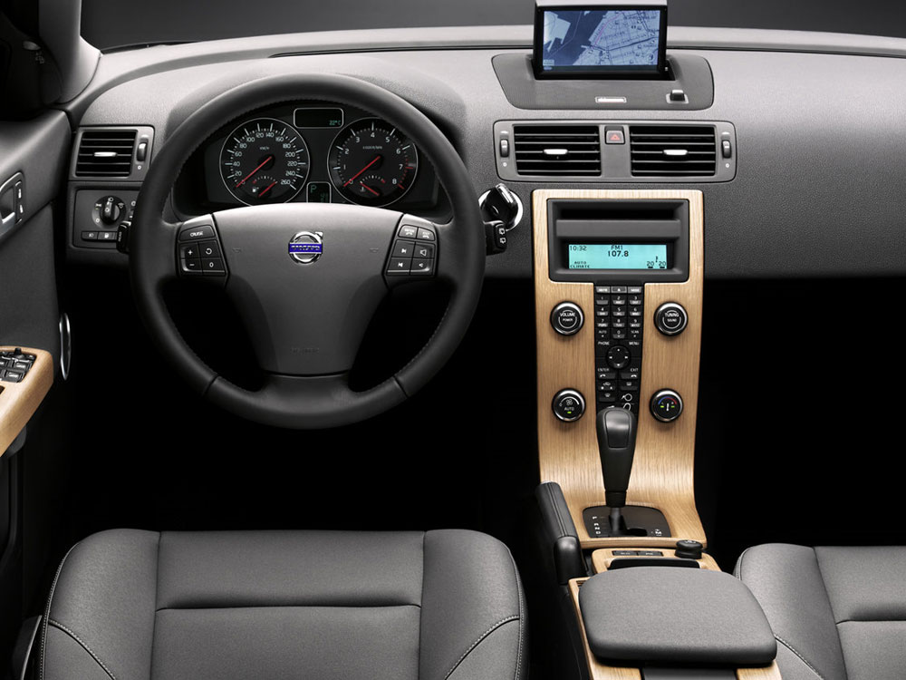 https://www.wandaloo.com/files/Voiture-Neuve/volvo/V50-03.jpg