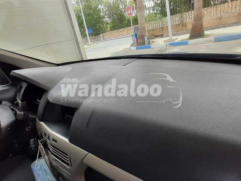 https://www.wandaloo.com/files/Voiture-Occasion/2021/06/60c0ae9711a72.jpg