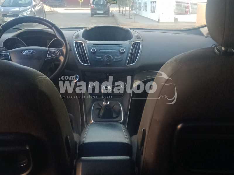https://www.wandaloo.com/files/Voiture-Occasion/2021/11/61bf44c729ad2.jpg