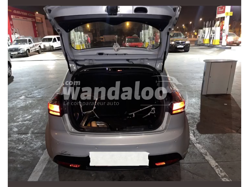 https://www.wandaloo.com/files/Voiture-Occasion/2022/01/61ee7cb06c8d3.png