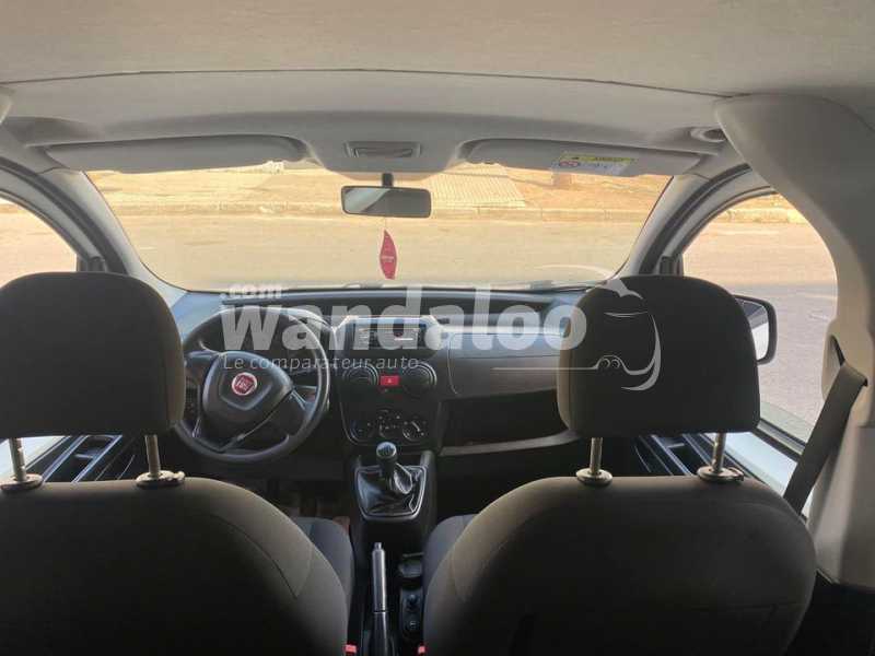 https://www.wandaloo.com/files/Voiture-Occasion/2022/01/61ee90be1e6a2.jpg