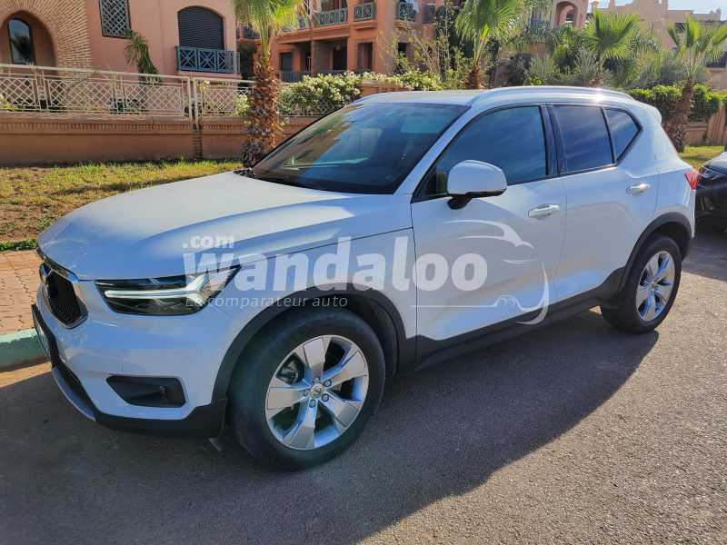 2020 VOLVO XC40