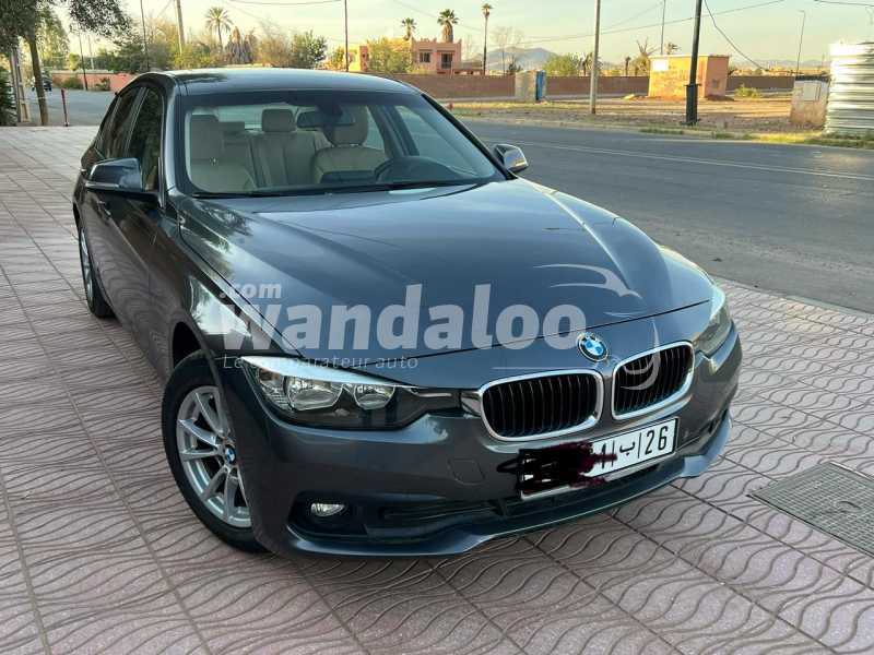 Voiture BMW Série 3 2017 à Marrakech  Diesel  - 8 chevaux