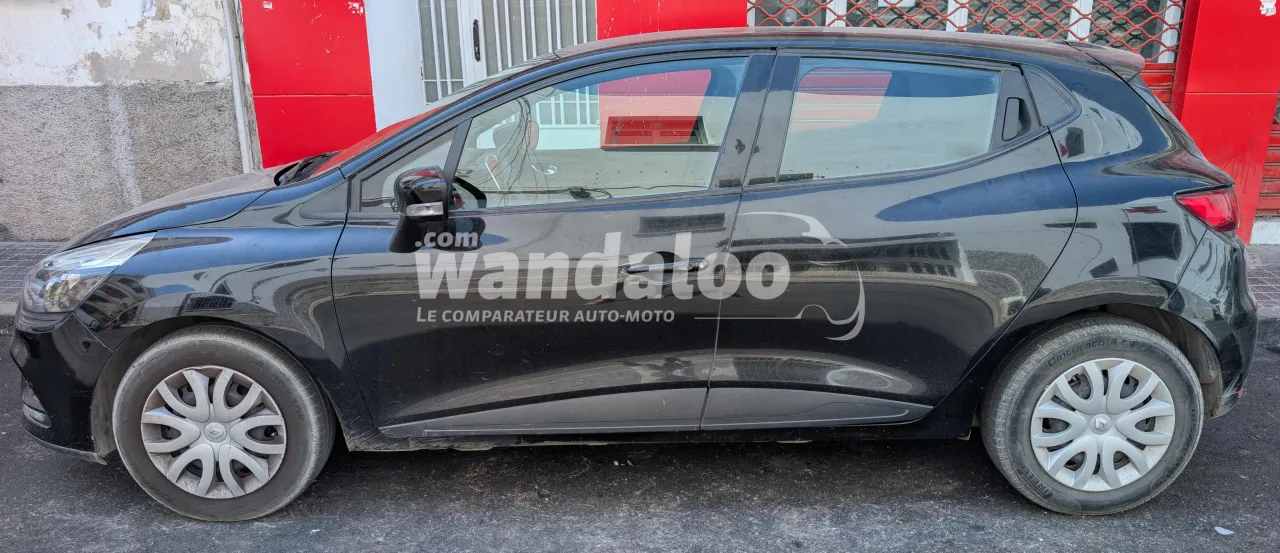 https://www.wandaloo.com/files/Voiture-Occasion/2026/08/renault-clio-44826-0dcb.webp
