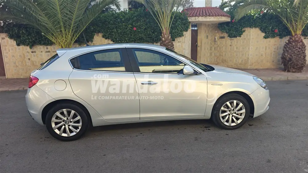 https://www.wandaloo.com/files/Voiture-Occasion/2026/09/alfa-romeo-giulietta-44947-4c95.webp