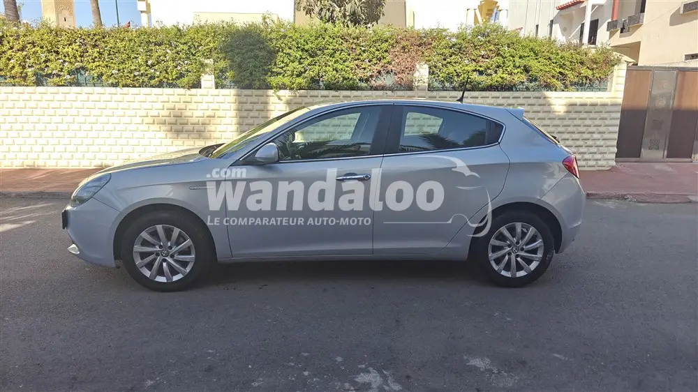 https://www.wandaloo.com/files/Voiture-Occasion/2026/09/alfa-romeo-giulietta-44947-d423.webp