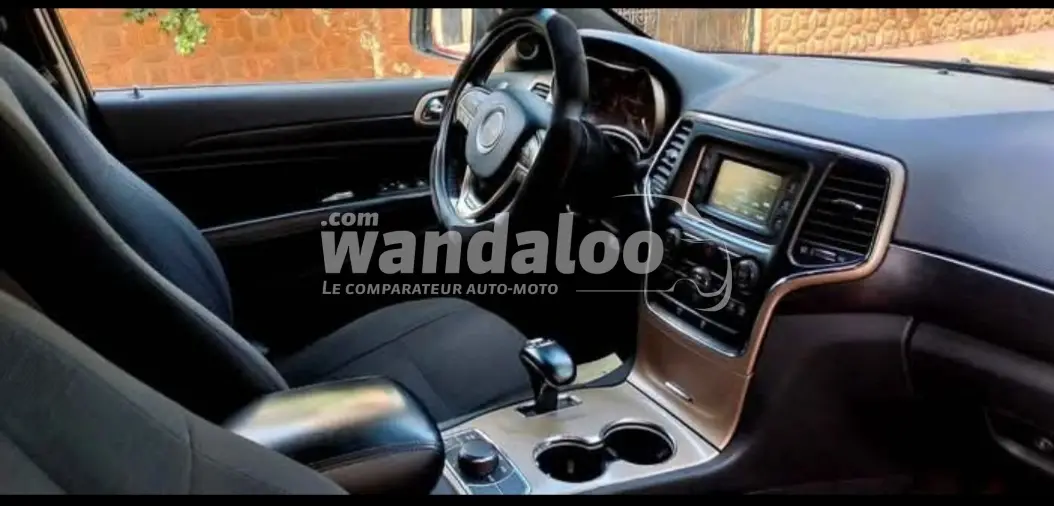 https://www.wandaloo.com/files/Voiture-Occasion/2026/09/jeep-grand-cherokee-44924-085e.webp