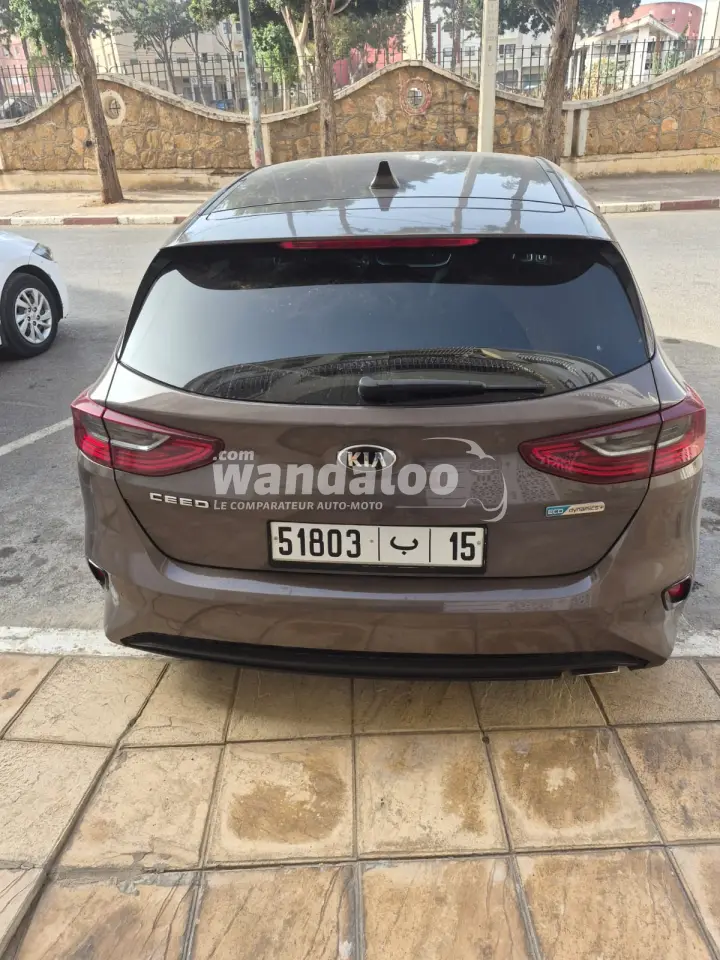 https://www.wandaloo.com/files/Voiture-Occasion/2026/09/kia-ceed-44922-8776.webp