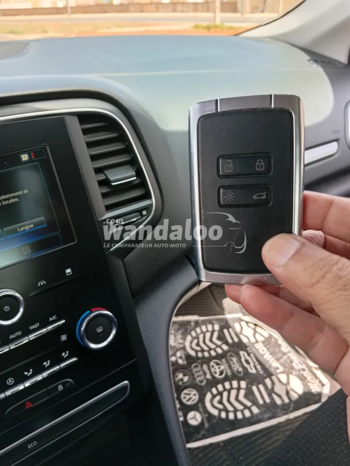https://www.wandaloo.com/files/Voiture-Occasion/2026/09/renault-megane-44908-1c7e.webp