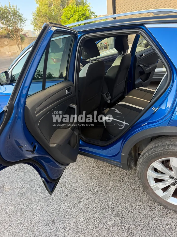 https://www.wandaloo.com/files/Voiture-Occasion/2026/09/volkswagen-t-roc-44849-e9a9.webp