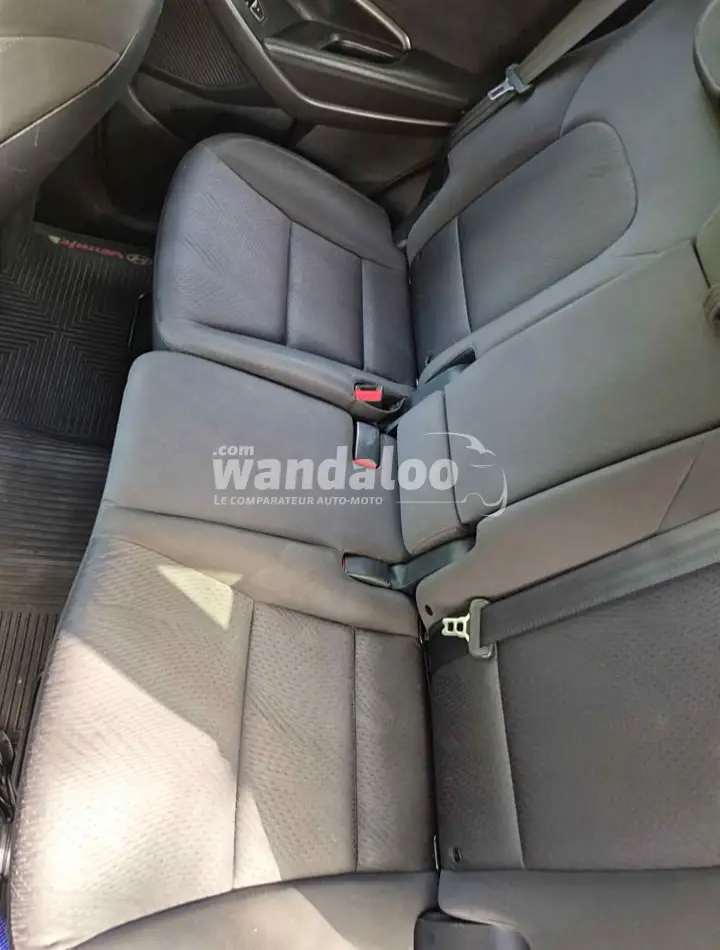 https://www.wandaloo.com/files/Voiture-Occasion/2026/10/hyundai-santa-fe-45056-51d1.webp