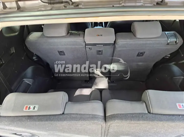 https://www.wandaloo.com/files/Voiture-Occasion/2026/10/hyundai-santa-fe-45056-6032.webp