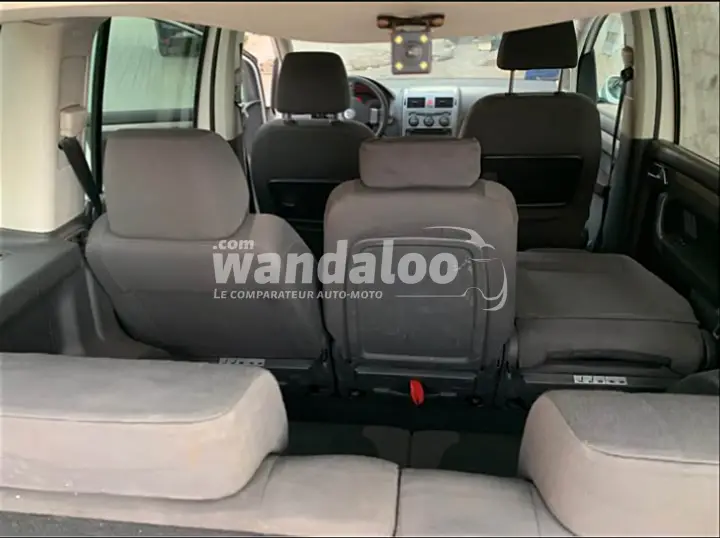 https://www.wandaloo.com/files/Voiture-Occasion/2026/10/volkswagen-touran-45033-dc80.webp